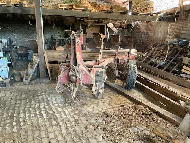 Kverneland - 4-schaar wentelploeg - plough - afbeelding 11 van  15