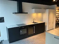 Kvik bordo black showroom co22-0432 keukenopstelling