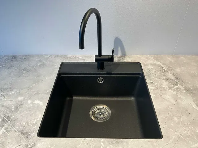 Kvik bordo black showroom co22-0432 keukenopstelling - afbeelding 10 van  14