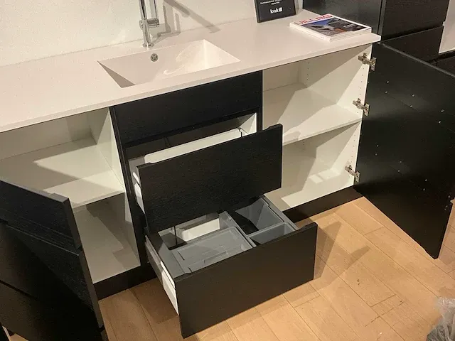 Kvik k mano sera+cima black showroom co17-0013 keukenopstelling - afbeelding 3 van  18