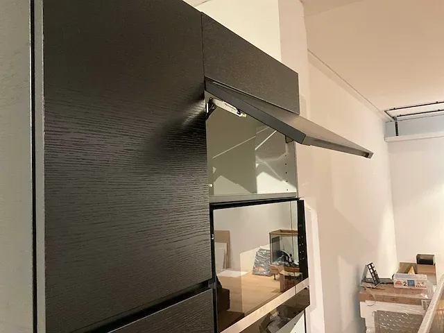 Kvik k mano sera+cima black showroom co17-0013 keukenopstelling - afbeelding 17 van  18