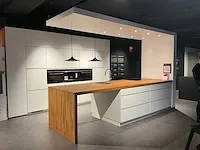 Kvik mano white showroom co17-0011 keukenopstelling - afbeelding 12 van  21