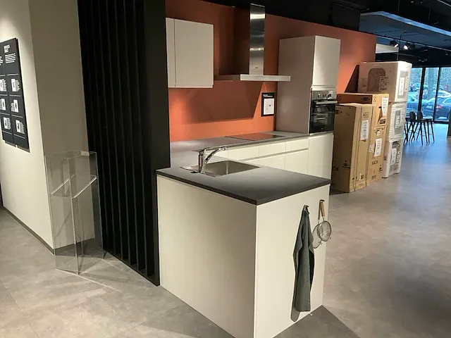 Kvik noliam showroom co17-0009 keukenopstelling - afbeelding 8 van  14