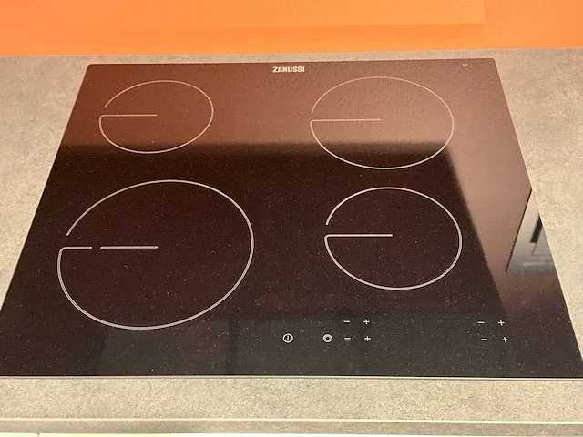 Kvik noliam showroom co17-0009 keukenopstelling - afbeelding 9 van  14