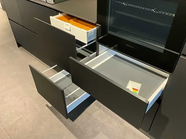 Kvik prato black showroom co17-0018 keukenopstelling - afbeelding 7 van  17