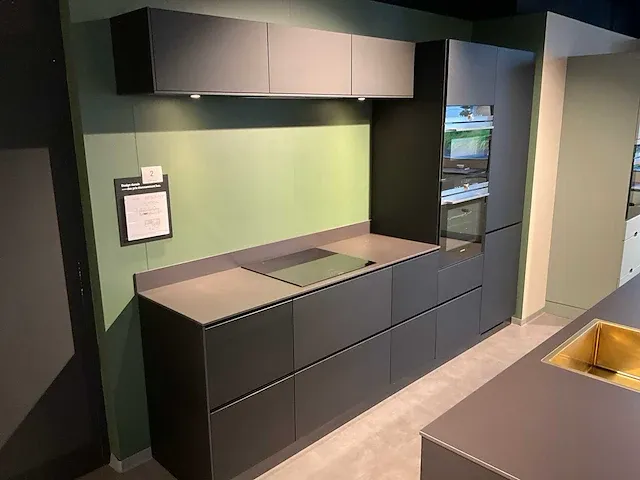 Kvik prato black showroom co17-0018 keukenopstelling - afbeelding 12 van  17