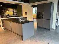 Kvik prato grey showroom co17-0008 keukenopstelling - afbeelding 12 van  19