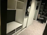 Kvik showroom inbouw wasruimte - afbeelding 6 van  9