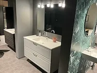 Kvik showroom pavia hangkast badkamermeubel - afbeelding 1 van  4
