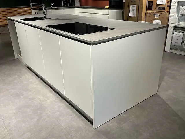 Kvik tinta white showroom co21-0299 keukenopstelling - afbeelding 5 van  11
