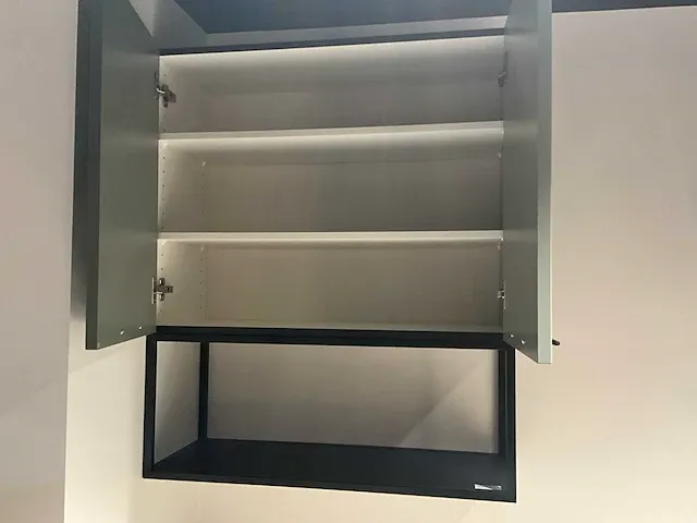 Kvik veda dark oak / green showroom co21-0157 keukenopstelling - afbeelding 5 van  14