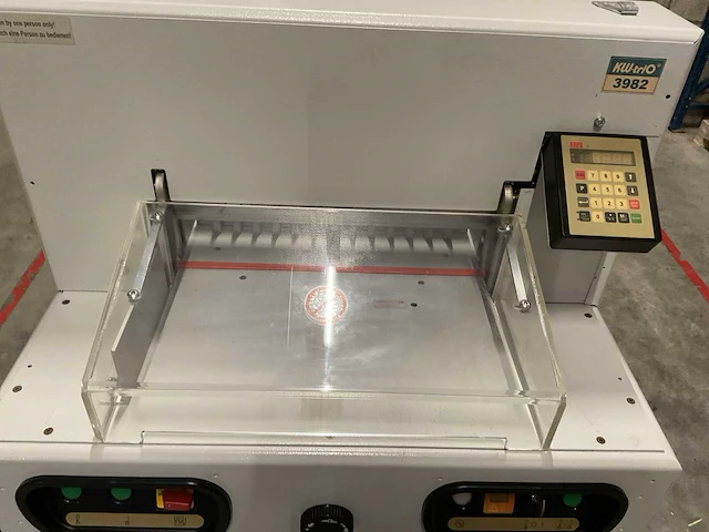 Kw-trio 3982 power guillotine - afbeelding 2 van  11