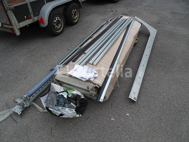 Kwarts sectionale garagedeuren - afbeelding 6 van  9