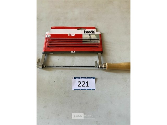 Kwb decoupeerzaag met 5 extra bladen - afbeelding 3 van  3