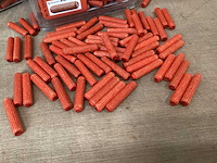 Kwb deuvels 6 mm, voorgelijmd (52x) - afbeelding 2 van  4