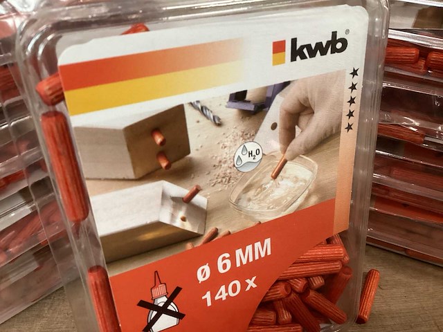 Kwb deuvels 6 mm, voorgelijmd (52x) - afbeelding 3 van  4