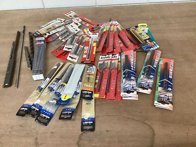 Kwb mix kavel diverse boren (105x) - afbeelding 1 van  5
