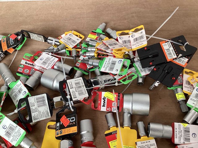 Kwb mix kavel diverse doppen voor dopsleutel (159x) - afbeelding 3 van  6