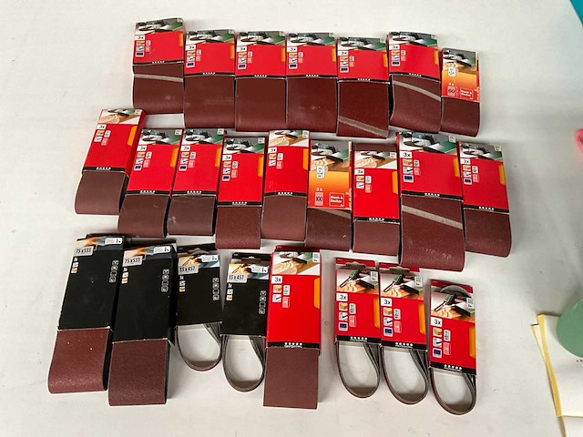 Kwb mix kavel schuurpapier voor bandschuurmachine - afbeelding 1 van  7