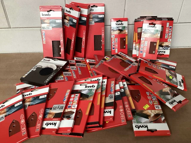 Kwb mix kavel schuurpapier voor schuurmachine - afbeelding 1 van  4