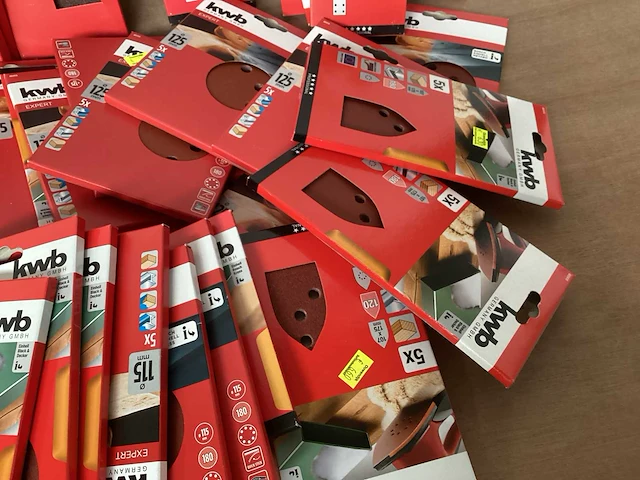 Kwb mix kavel schuurpapier voor schuurmachine - afbeelding 4 van  4