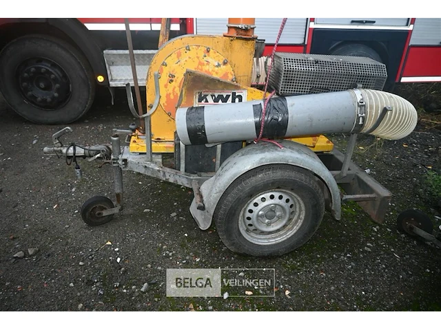 Kwh bladzuiger op aanhangwagen - afbeelding 3 van  9