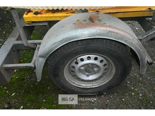 Kwh bladzuiger op aanhangwagen - afbeelding 8 van  9