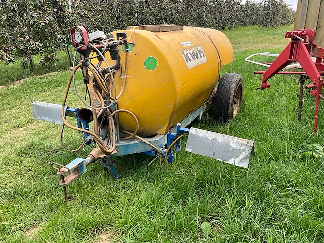 Kwh boom voet sproeier - afbeelding 1 van  15