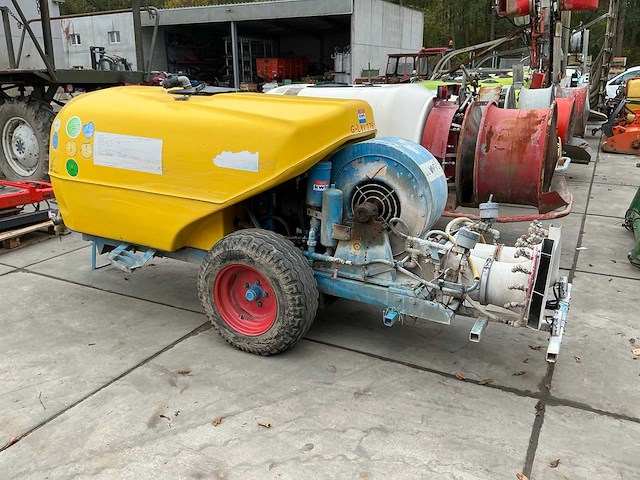 Kwh kombi v1500 getrokken spuitmachine - afbeelding 6 van  8