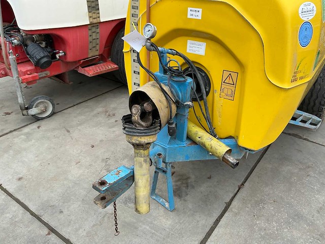 Kwh kombi v1500 getrokken spuitmachine - afbeelding 8 van  8