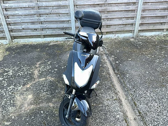 Kymco agility scooter - afbeelding 2 van  7