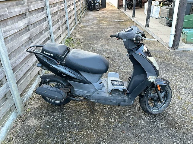 Kymco agility scooter - afbeelding 4 van  8