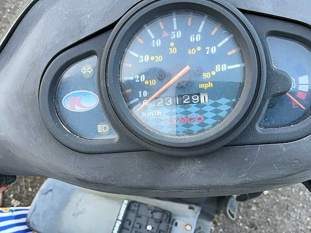 Kymco agility scooter - afbeelding 8 van  8