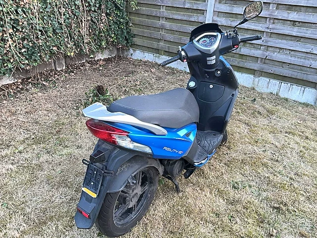 Kymco agility scooter - afbeelding 4 van  6