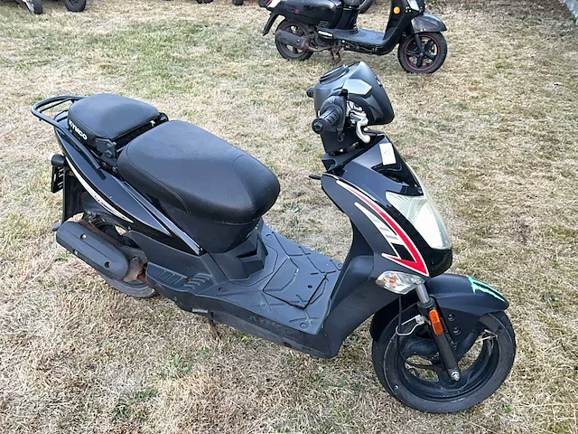 Kymco agility scooter - afbeelding 3 van  7