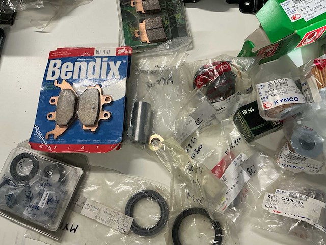 Kymco maxer mxx 250-300 onderdeel - afbeelding 8 van  10