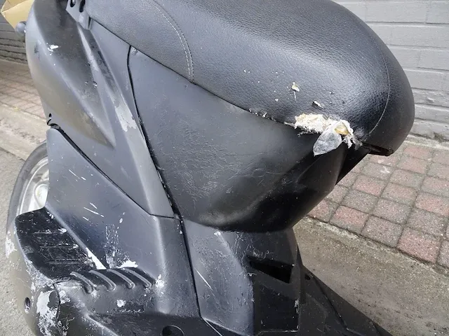 Kymco - afbeelding 6 van  8