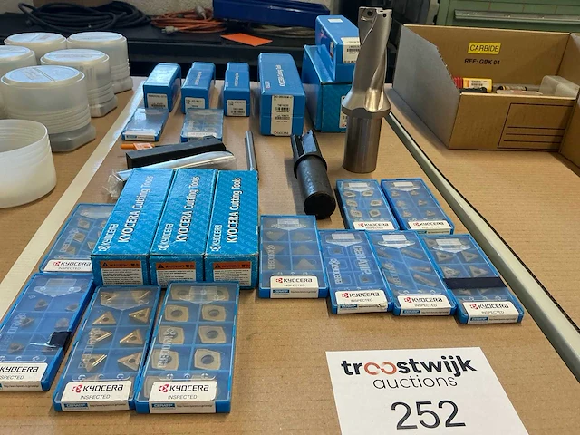 Kyocera partij wisselplaten, draaibeitels en wisselplaatboren - afbeelding 1 van  6