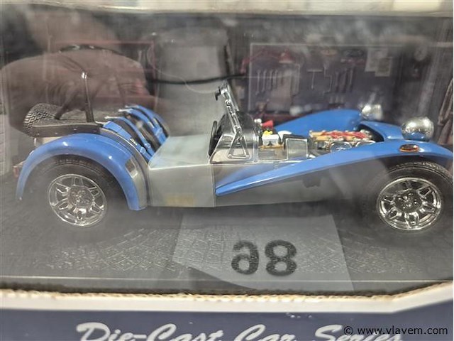 Kyosho caterham - afbeelding 2 van  3