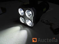L-20 led-zaklamp met handvat - afbeelding 2 van  5