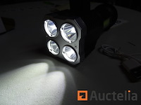 L-20 led-zaklamp met handvat - afbeelding 2 van  5