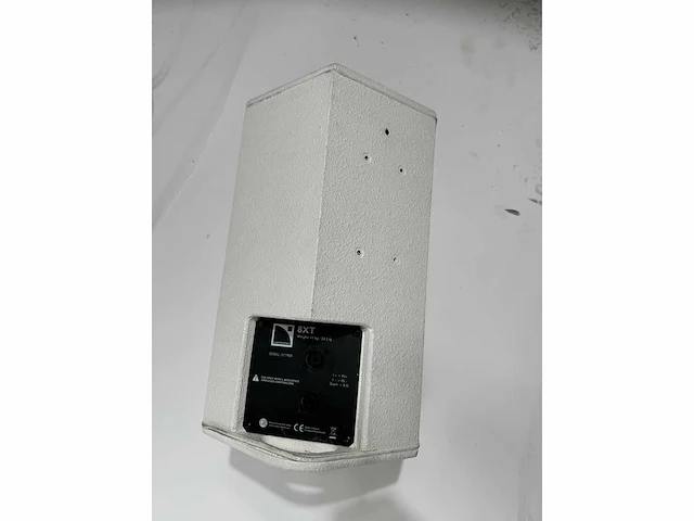 L acoustics - l acosutics 8xt white - speaker l acosutics 8xt white - 2014 - afbeelding 2 van  2