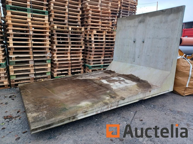 L-vormig beton - afbeelding 1 van  3
