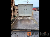 L-vormig beton - afbeelding 2 van  3