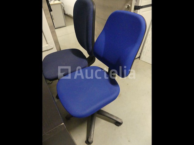 L-vormig bureau met 4 stoelen op wieltjes - afbeelding 4 van  11