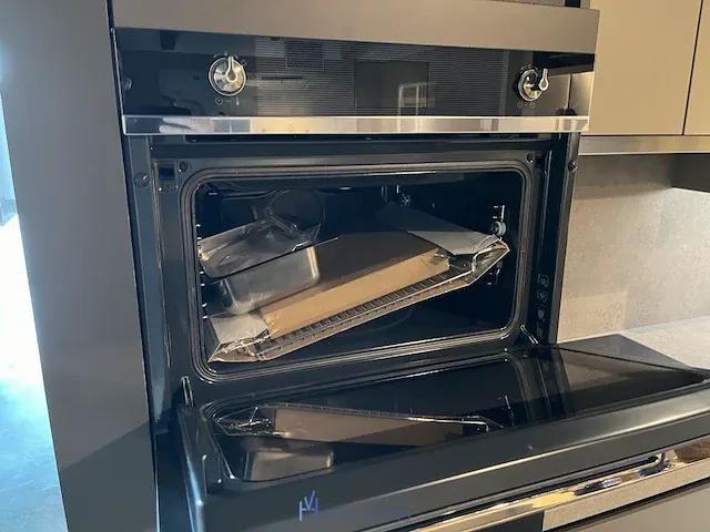 L-vormige keuken met eiland - afbeelding 2 van  27