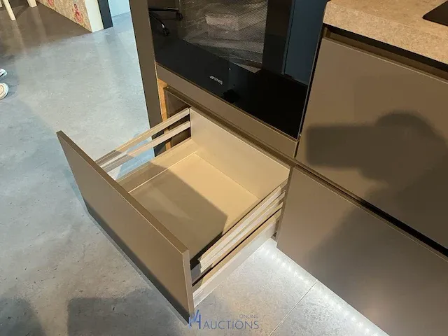 L-vormige keuken met eiland - afbeelding 5 van  27
