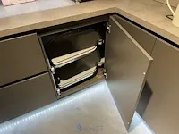 L-vormige keuken met eiland - afbeelding 11 van  27
