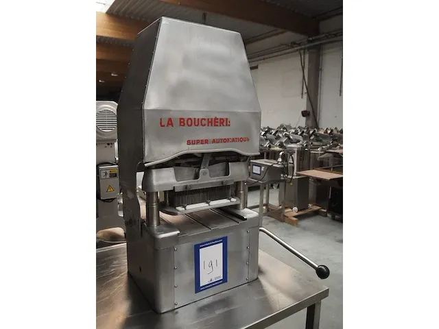 La bouchère - afbeelding 2 van  8