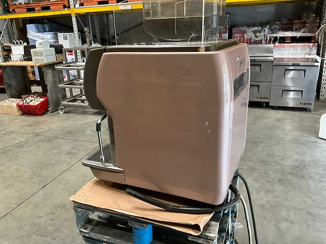 La cimbali m53 dolcevita koffiemachine - afbeelding 8 van  20